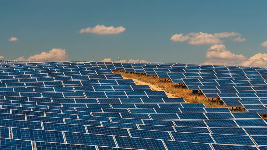 Shining a new light: Giving the right start to solar panel logistics Shining a new light: Giving the right start to solar panel logistics